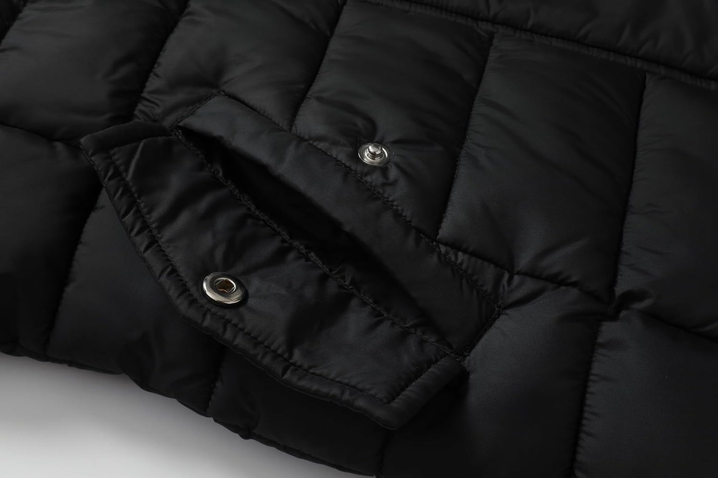 deep storage pockets of MOERDENG girls long winter puffer jacket for kids’ small items